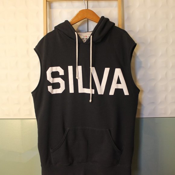 roots of fight sleeveless hoodie
